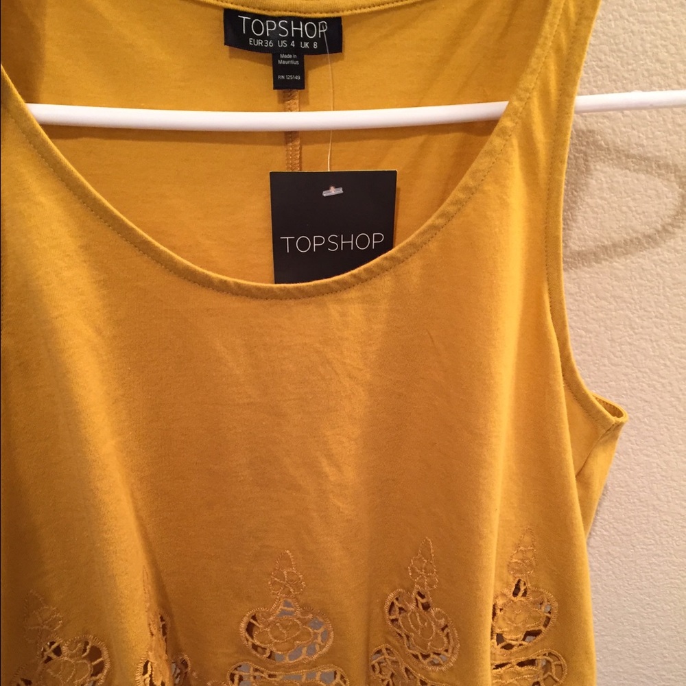 🌟NWT🌟Topshop Croptop🌟NWT - Picture 3 of 4