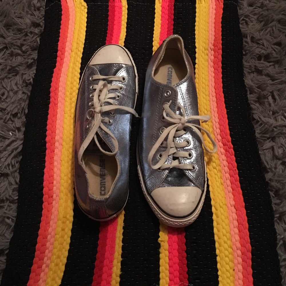 Metallic light blue Converse! Size 11