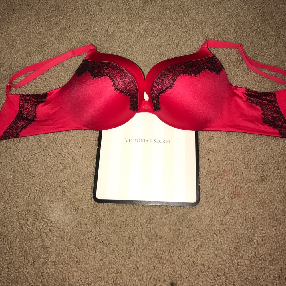 Victoria's Secret Very Sexy Push-up