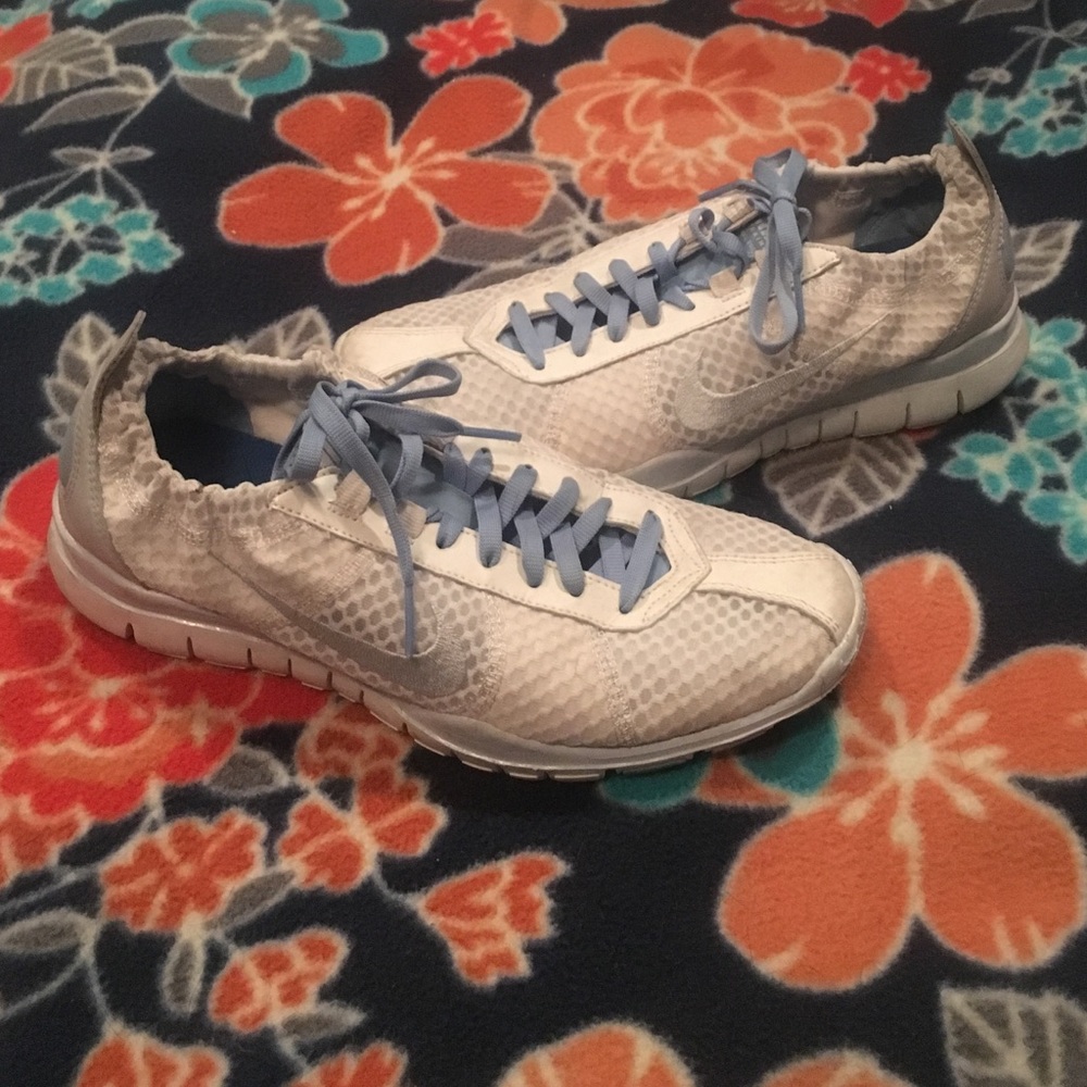 Nike free twists