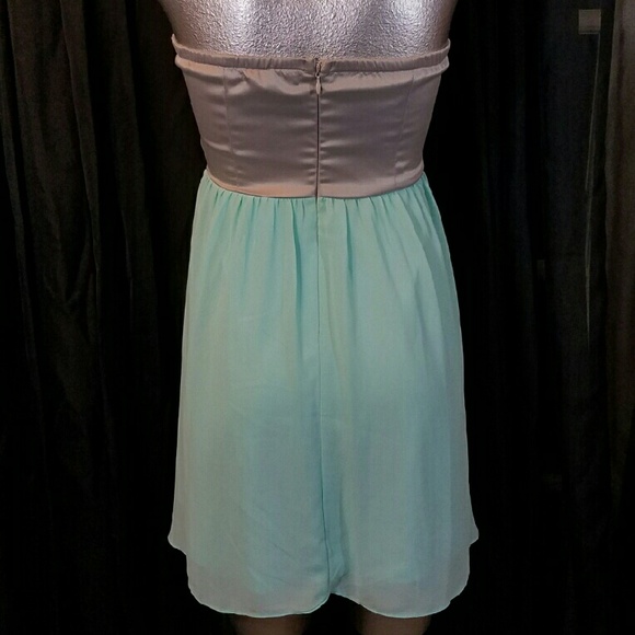 SOLD - Picture 3 of 4