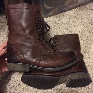 STEVE MADDEN Brown Troopa upgraded Trooka