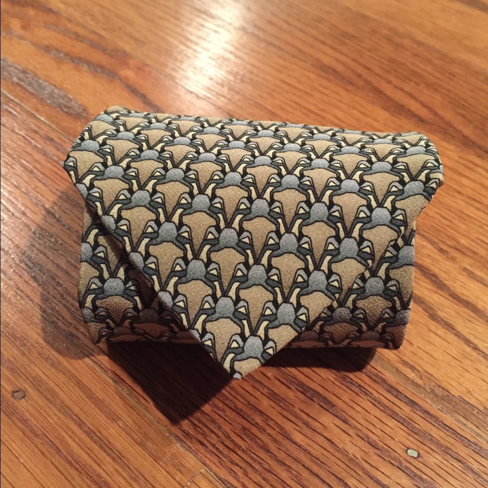 Ties to Nature Crab Tie in Green Colors