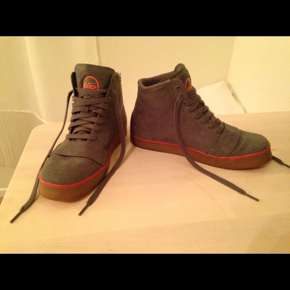 Nike high tops