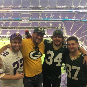 Meet your Posher, Nicholas