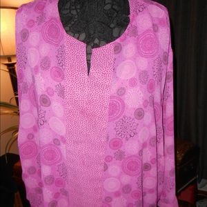 Maggie Barnes Pink top w/tank in size 4x,