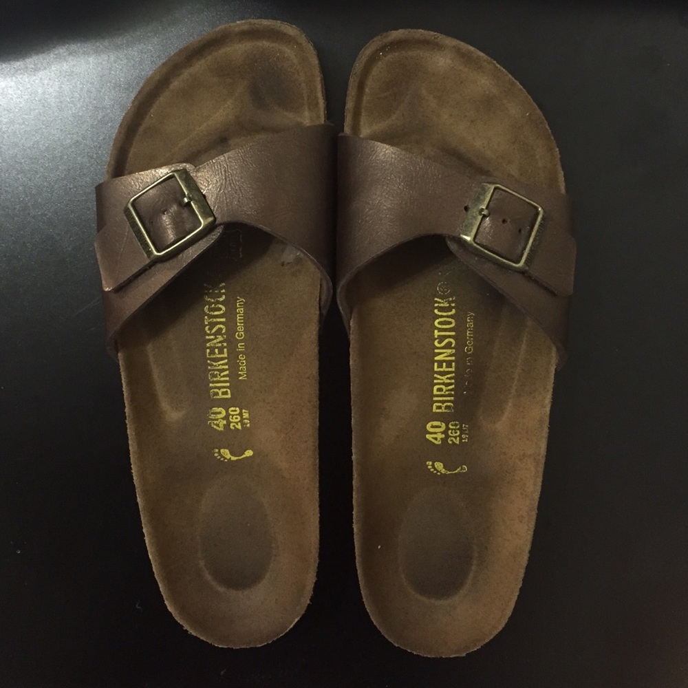 Birkenstocks brown metallic single strap