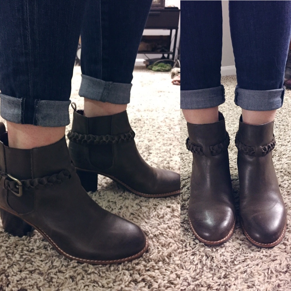 Sperry Leather Heeled Chelsea Bootie