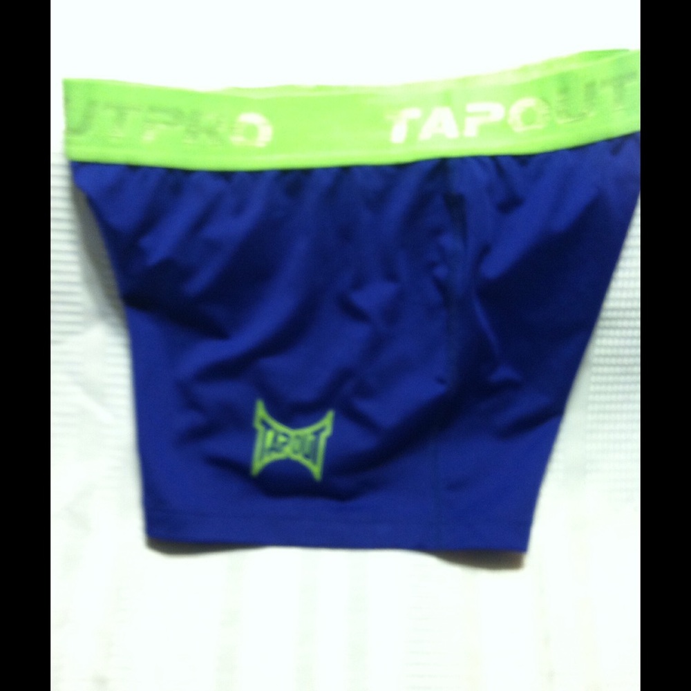 Tap Out spandex shorts (med)
