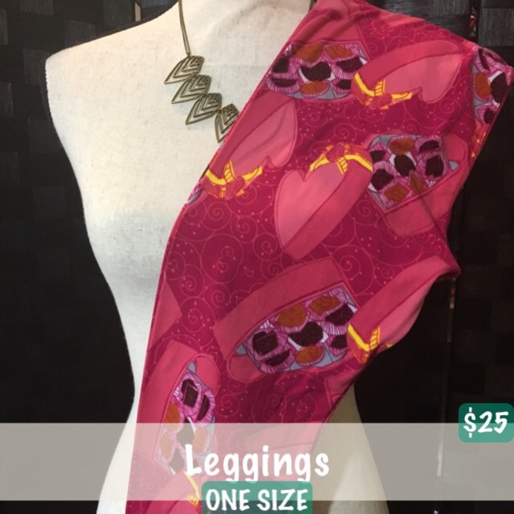 OS Valentine's Day Leggings