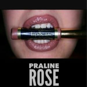 USED Praline Rose Lipsense