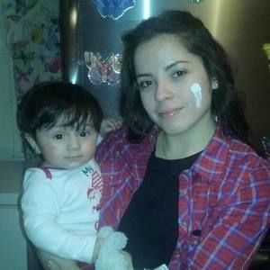 Meet your Posher, Clarissa