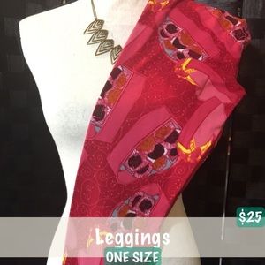 OS Valentine's Day Leggings