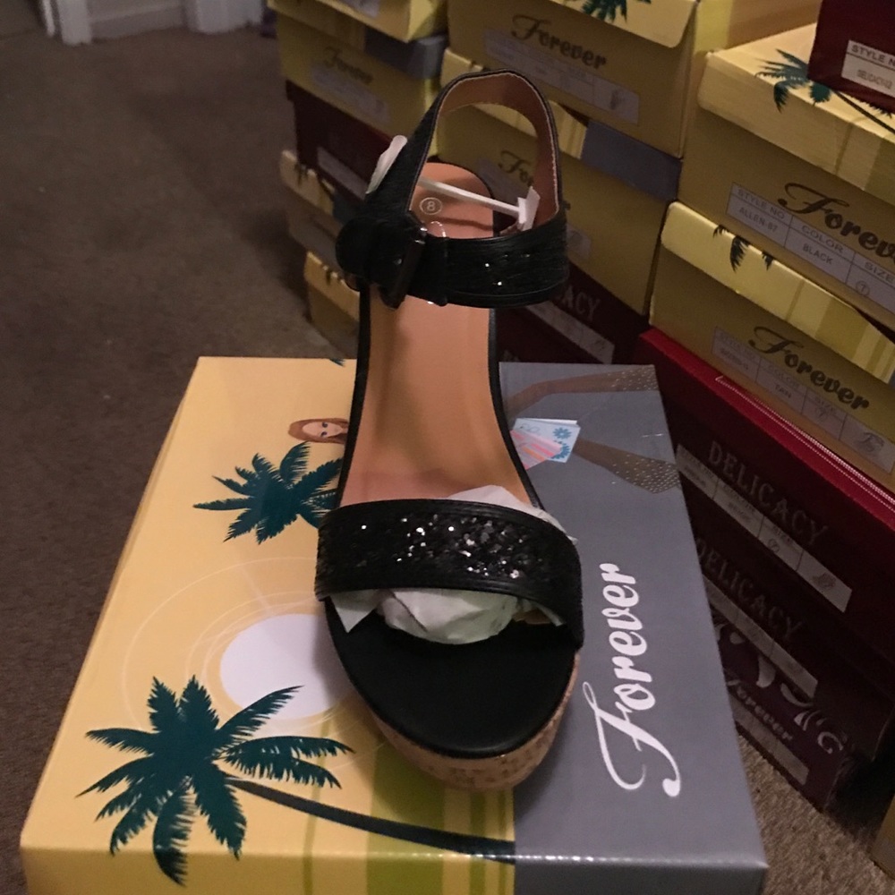 Black bedazzled wedges.