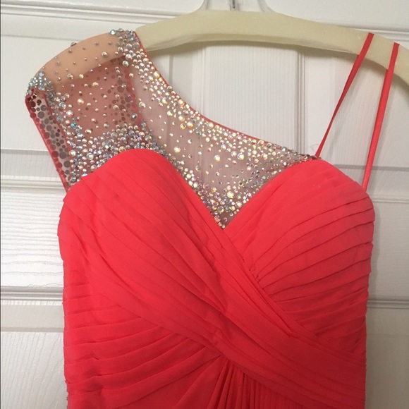 Prom Dress - Picture 3 of 4