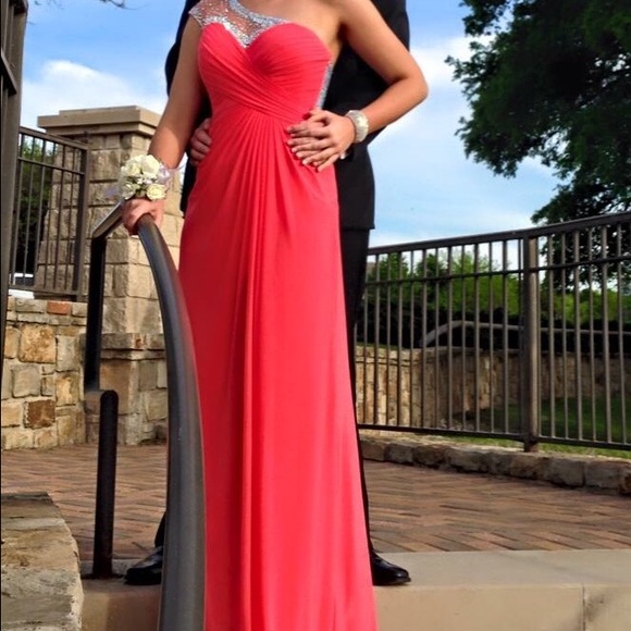 Prom Dress - Picture 4 of 4