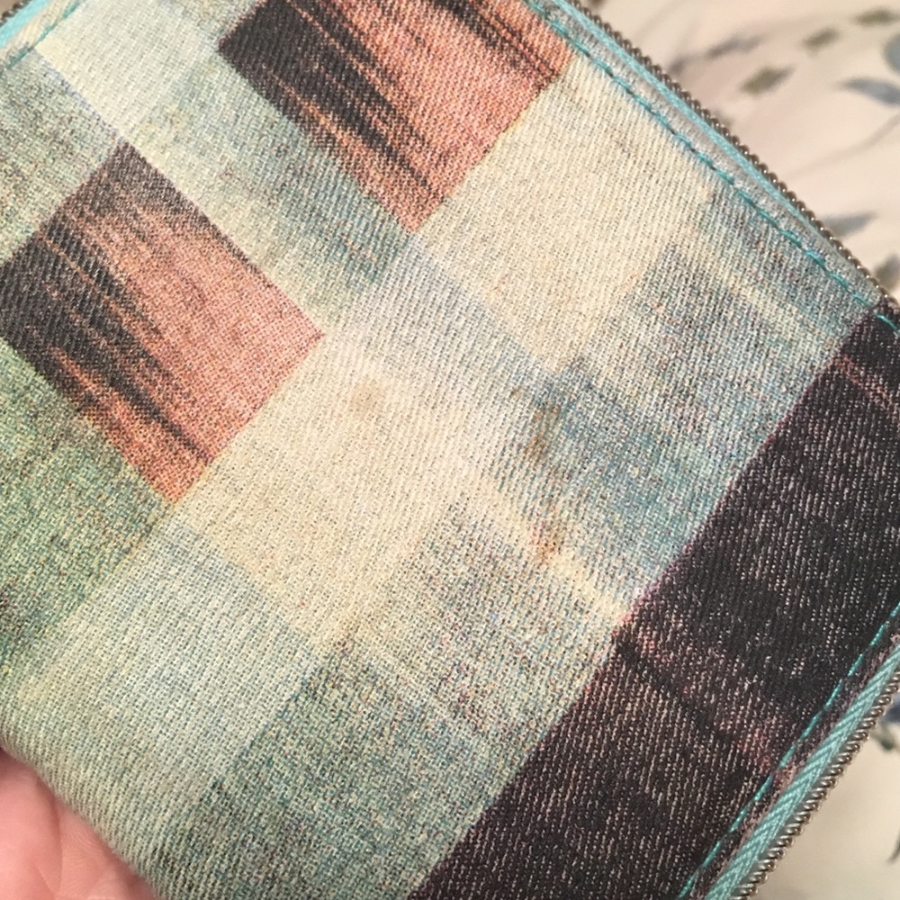 Plaid Wallet - Picture 4 of 4