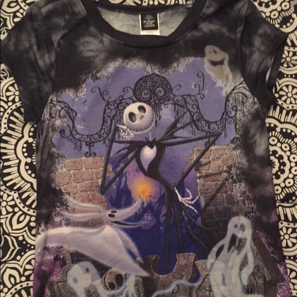 Never Worn Nightmare Before Xmas T. Dry -fit feel