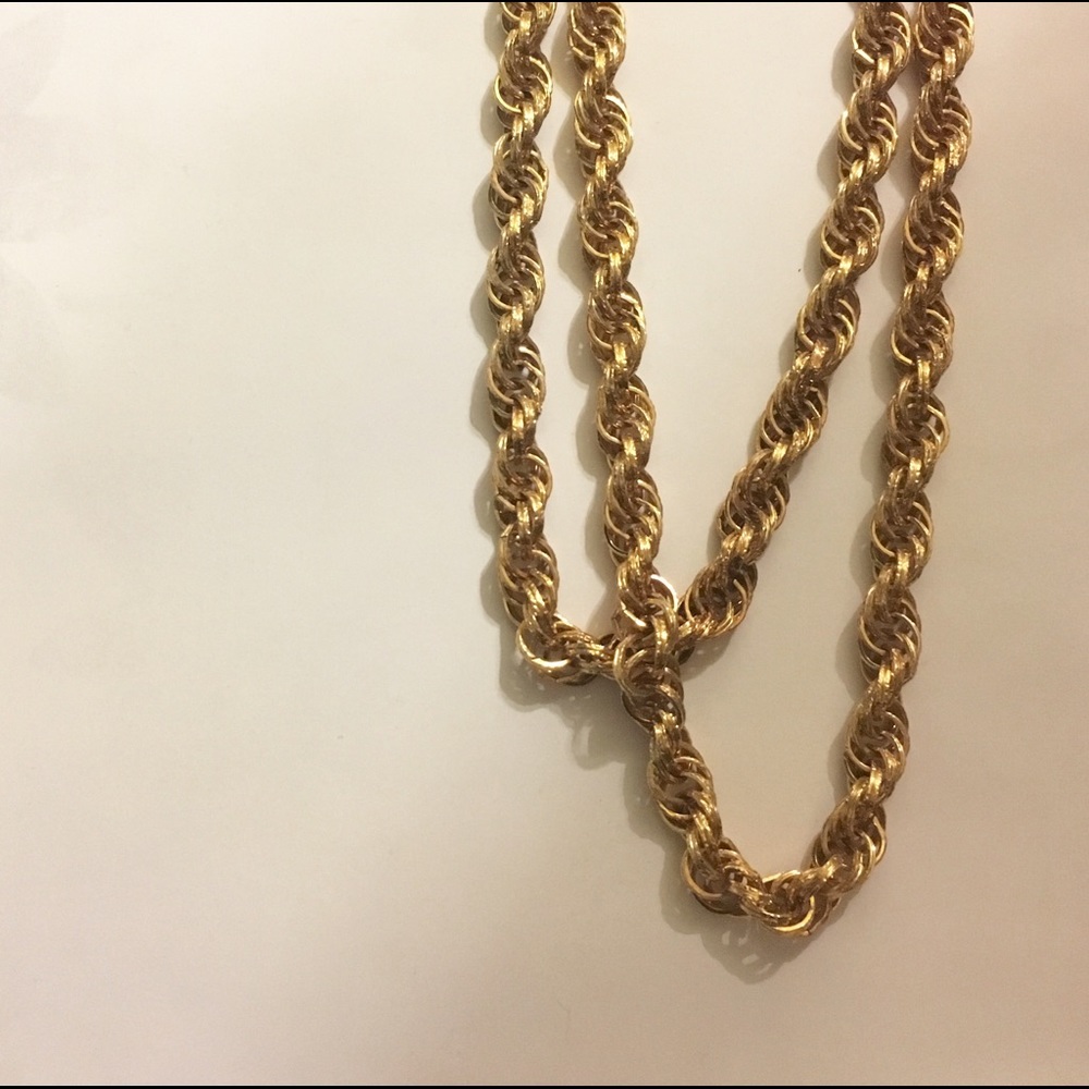 Gold chain link necklace