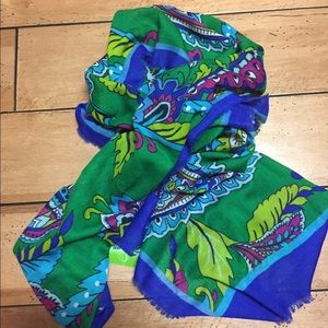 Wool Vera Bradley scarf