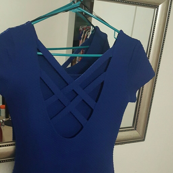 Racer back fitted dress - Picture 3 of 3
