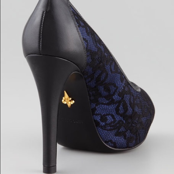Pour la Victoire
Myleene Lace Peep-Toe Pump - Picture 3 of 5