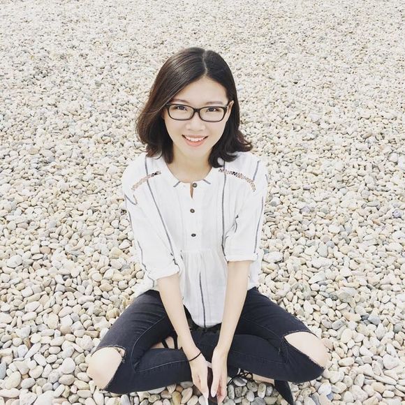 Meet your Posher, Bowen - Picture 1 of 1