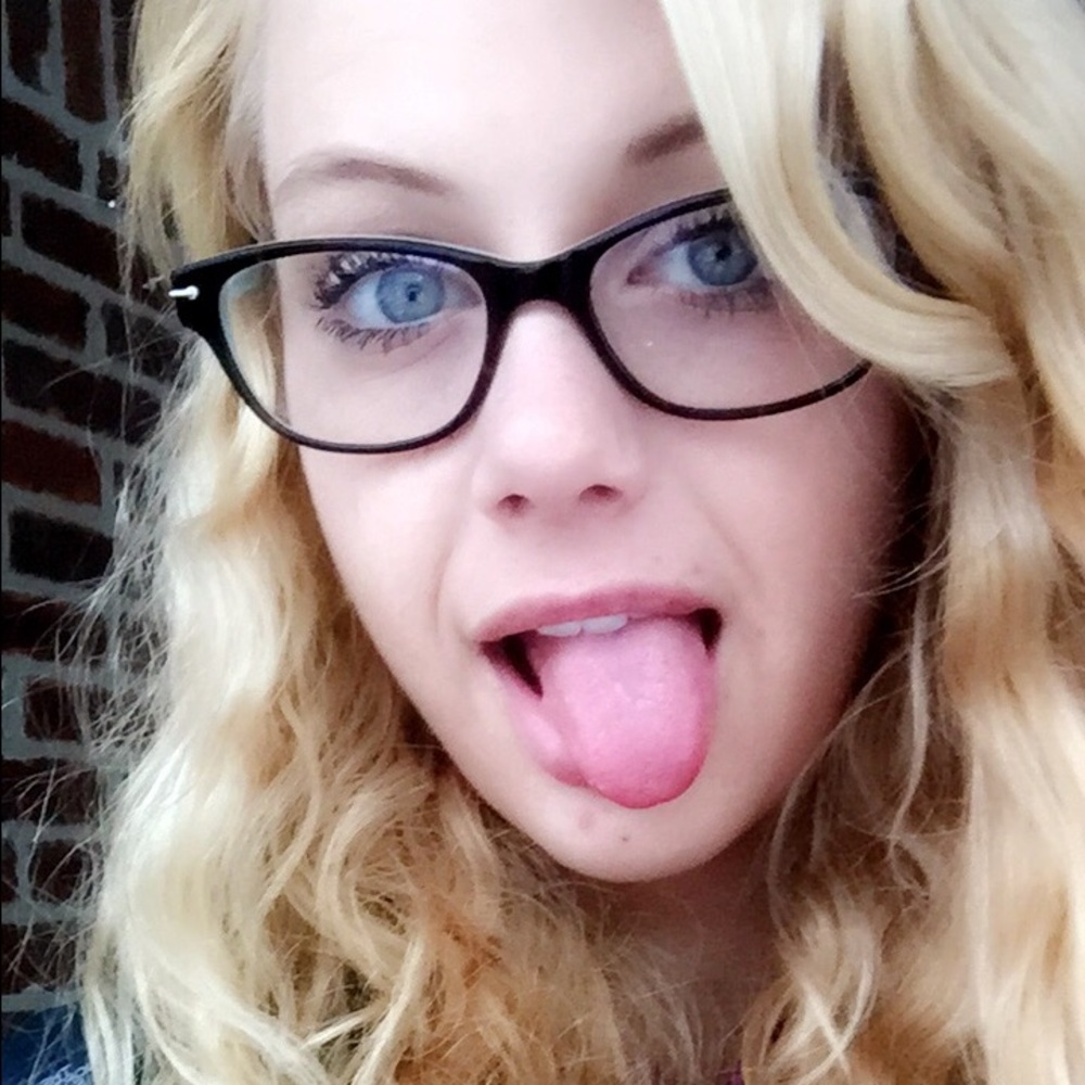 Meet your Posher, Savannah