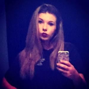 Meet your Posher, Vicky