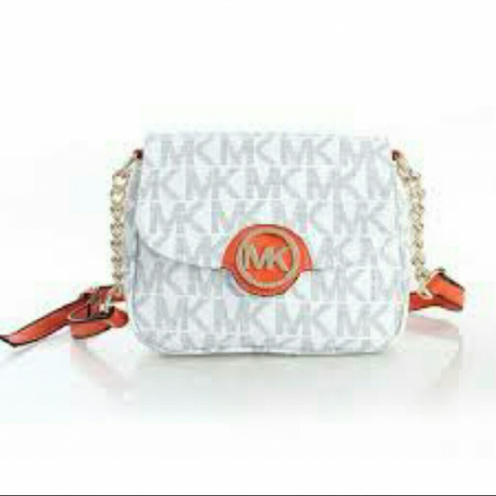 Michael kors crossbody