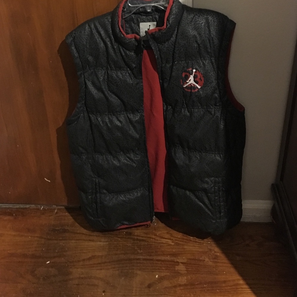 Jordan vest