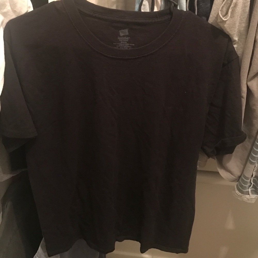 Hanes comfort soft black t-shirt