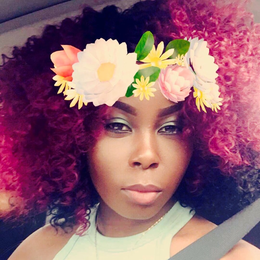 Meet your Posher, Johnette