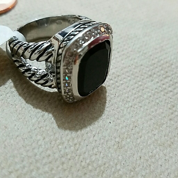 Black Onyx Ring similiar to D Yurman style - Picture 2 of 4