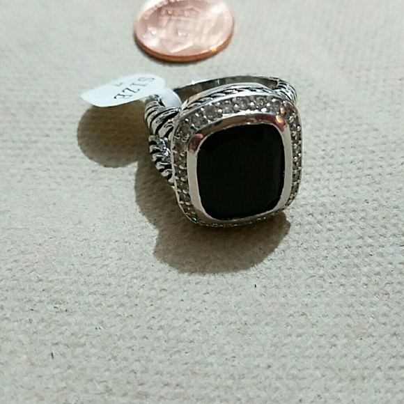 Black Onyx Ring similiar to D Yurman style - Picture 3 of 4