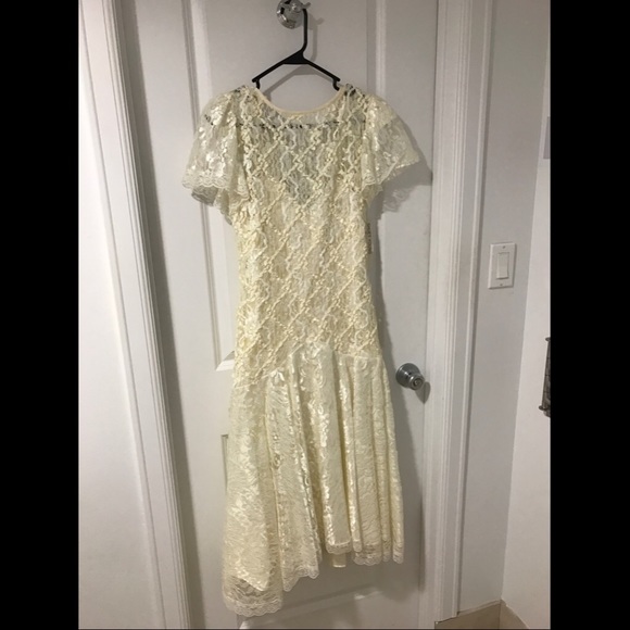 Vintage Wedding Dress - Picture 2 of 3