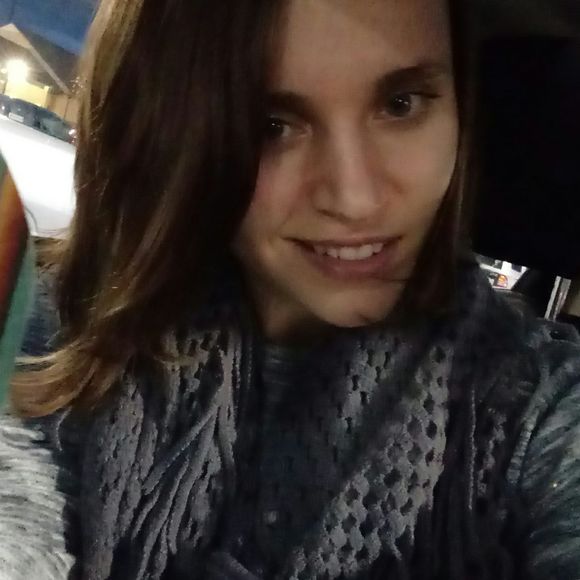 Meet your Posher, Roxy - Picture 1 of 1