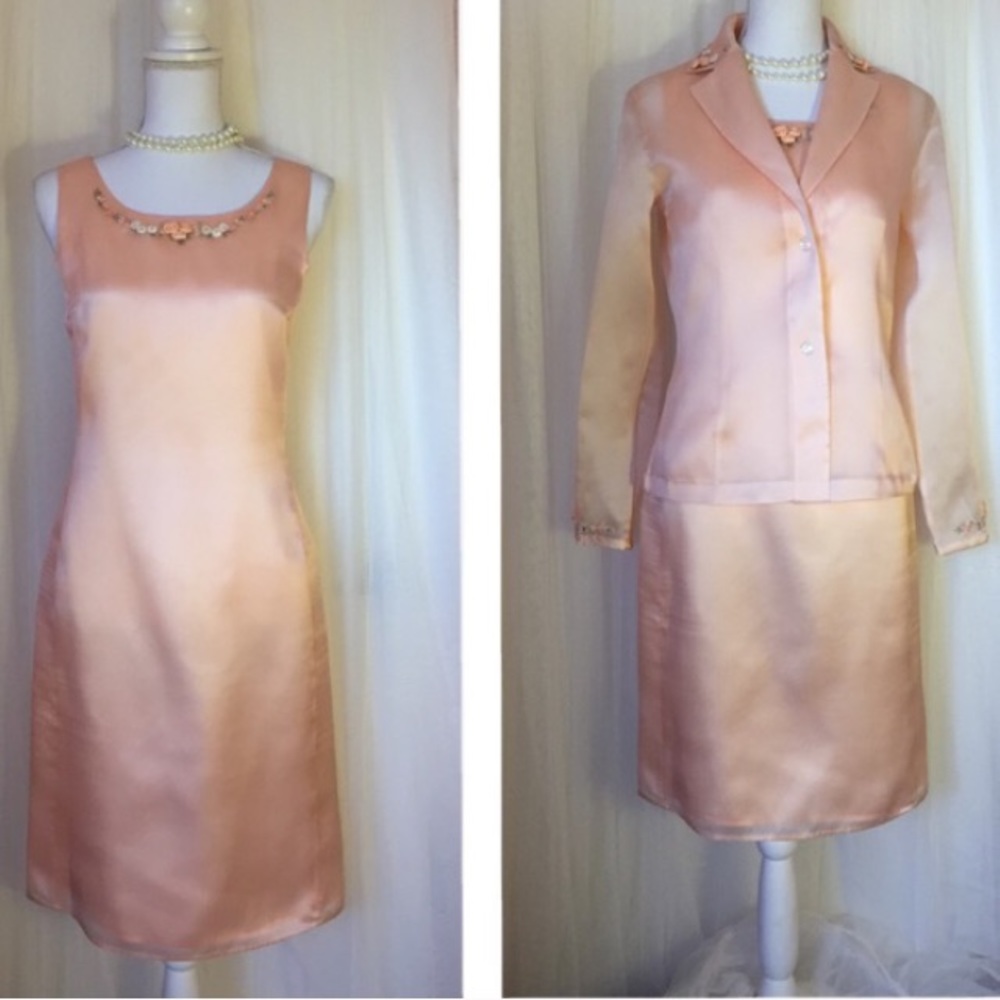 VINTAGE INSPIRATION CAUSAL CORNER PEACH DRESS SET