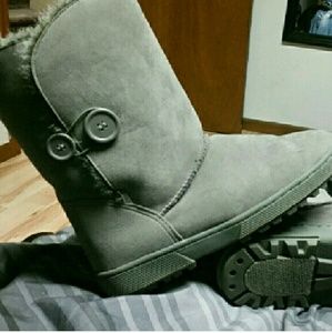 Rampage Boots