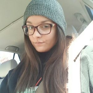 Meet your Posher, Marisa