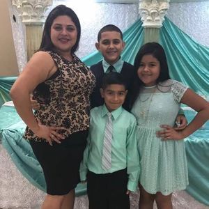 Meet your Posher, Marisol