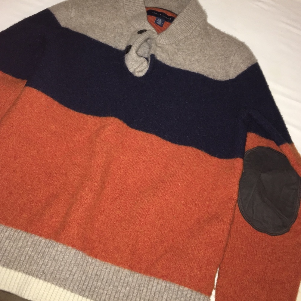 Tommy Hilfiger sweater