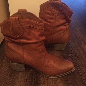 Aldo size 8 tan boots