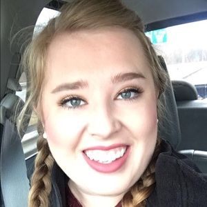 Meet your Posher, Grace