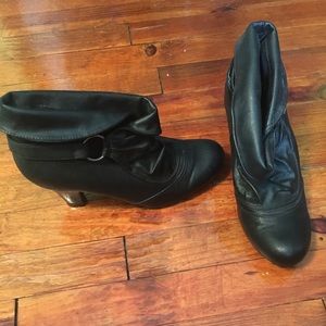 Black Leather Madden Girl Booties