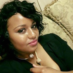 Meet your Posher, Marcia