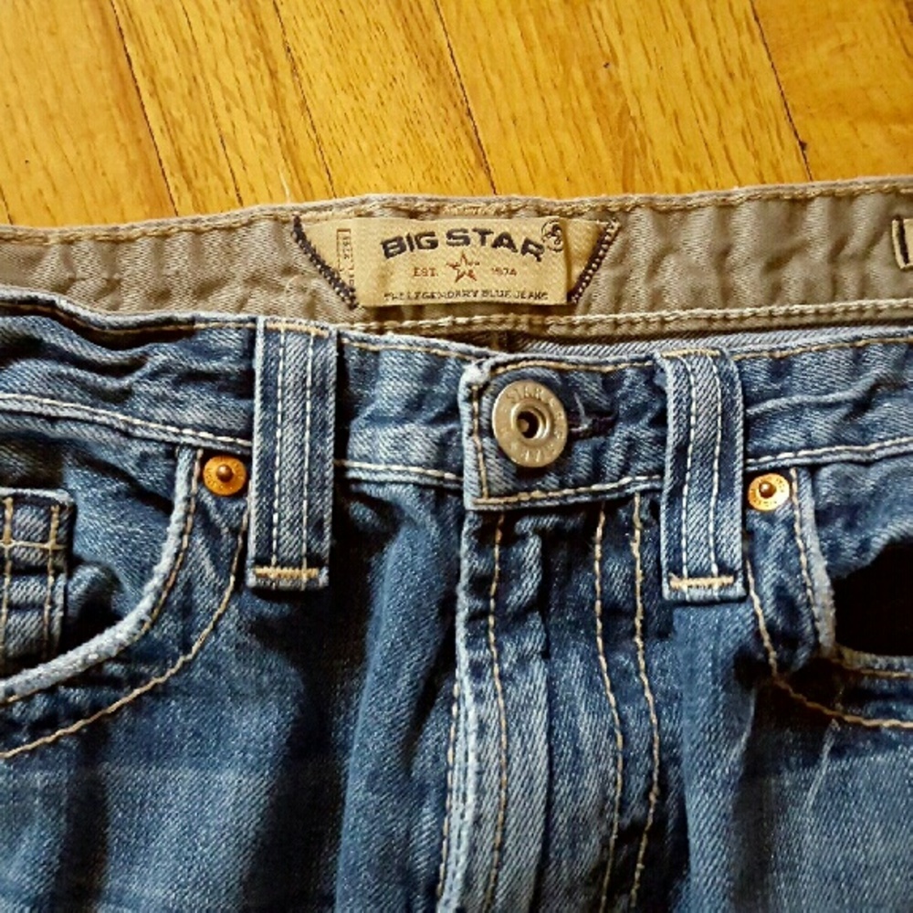 Big Star, bootcut. Size 32 x 31.5