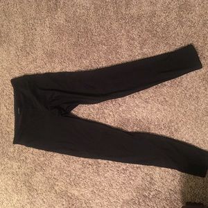 Limited leggings with sheer panel