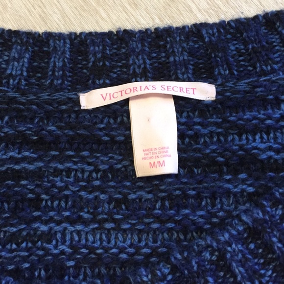 Victoria's Secret cozy blue sweater - Picture 3 of 4