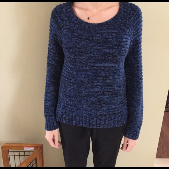 Victoria's Secret cozy blue sweater - Picture 4 of 4
